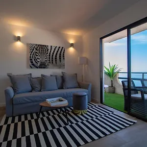 https://tabaiba-premier-views-apartment.adeje-hotels.com